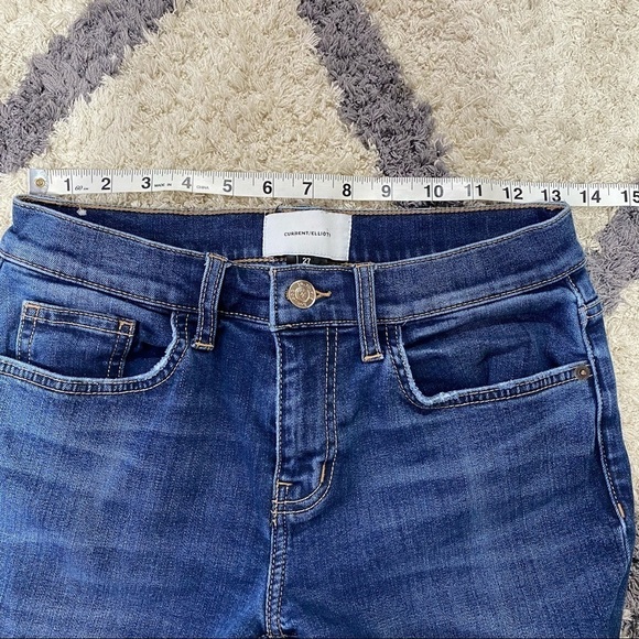 Current/ Elliott The Original Boyfriend Crop Jeans - Picture 12 of 15